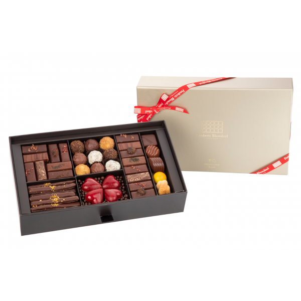Deluxe Assorted Chocolate Box